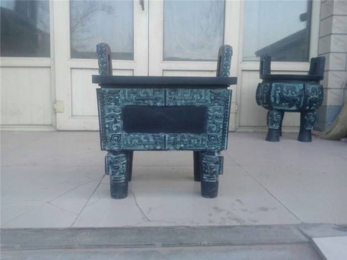 铜雕鼎 铜雕鼎