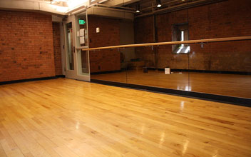 舞蹈教室木地板多少钱