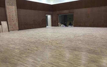 上海篮球场木地板安装