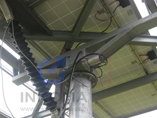 太阳能光伏单轴跟踪系统应用INKOMA英科玛螺旋升降机